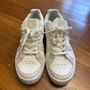 On the Rodger white sneakers